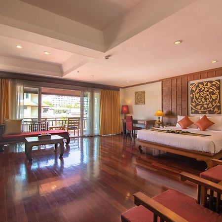 Avalon Beach Resort Pattaya Esterno foto