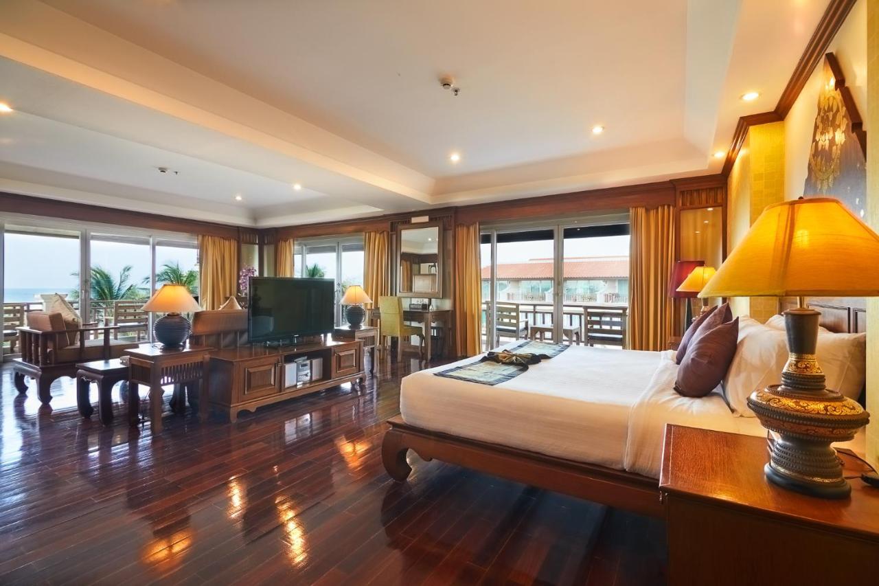 Avalon Beach Resort Pattaya Esterno foto