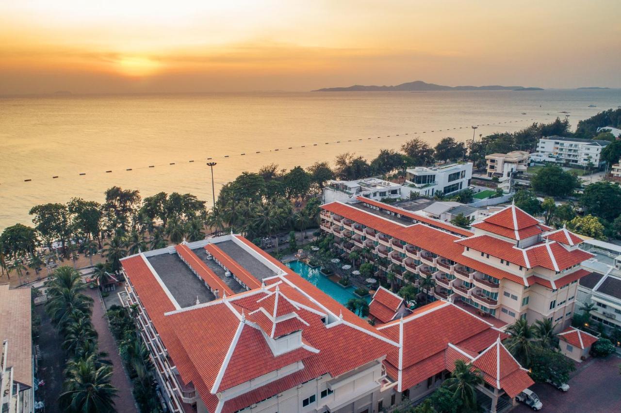 Avalon Beach Resort Pattaya Esterno foto