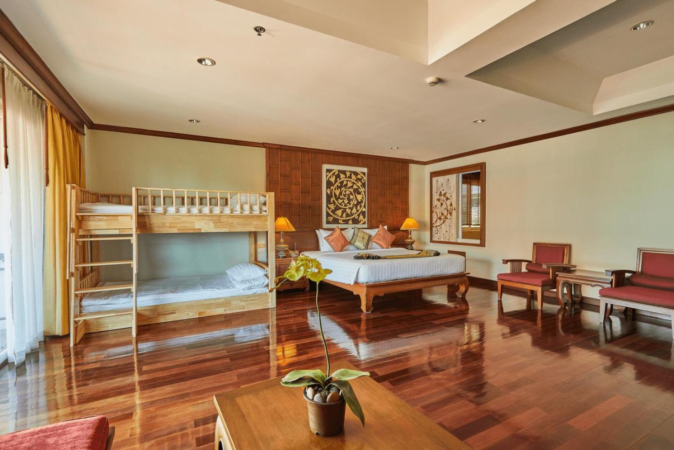 Avalon Beach Resort Pattaya Esterno foto
