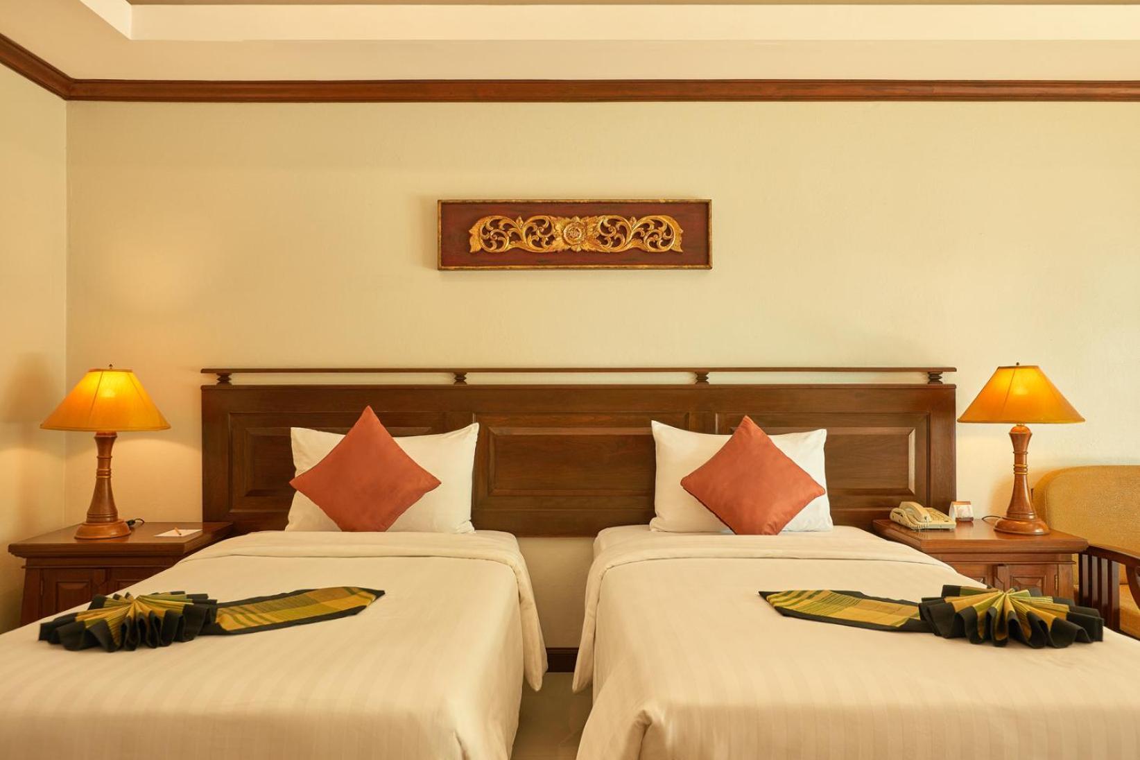 Avalon Beach Resort Pattaya Esterno foto