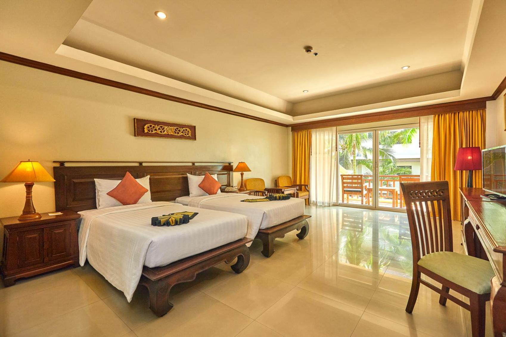 Avalon Beach Resort Pattaya Esterno foto