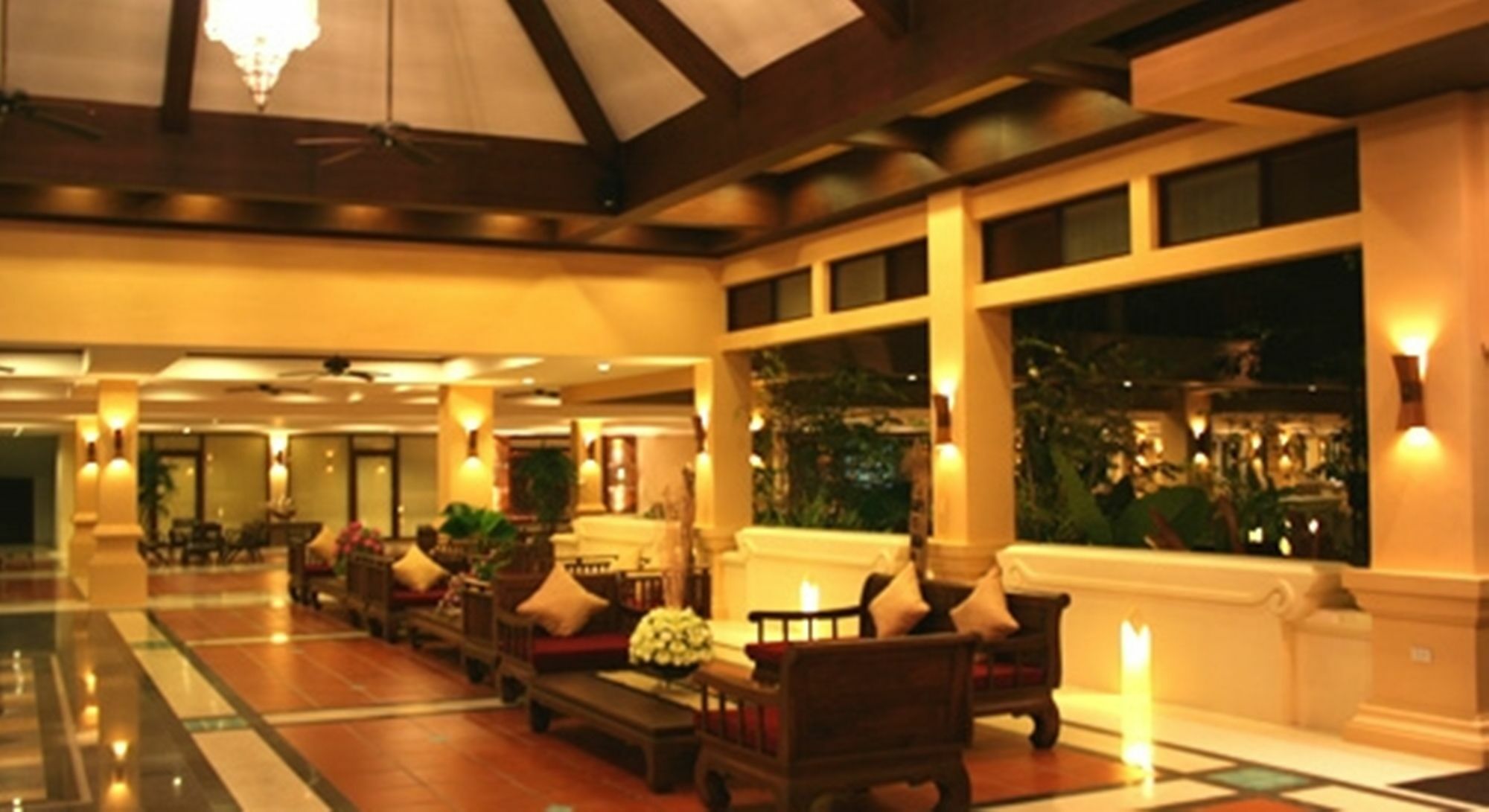 Avalon Beach Resort Pattaya Esterno foto